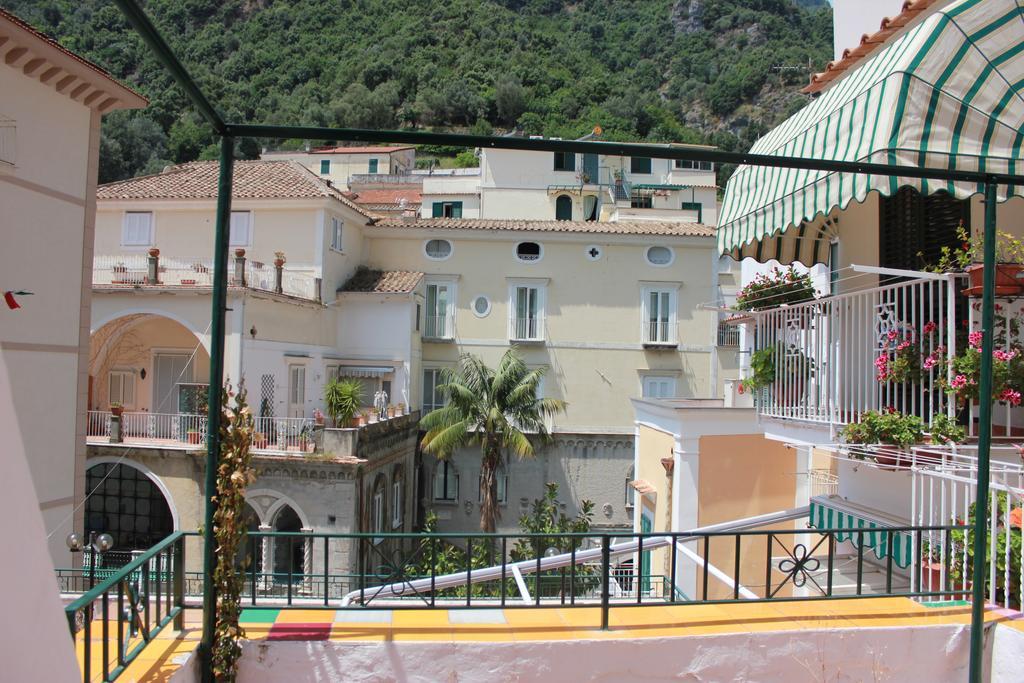 Casa Vacanze Nonna Raffa Amalfi Exteriér fotografie
